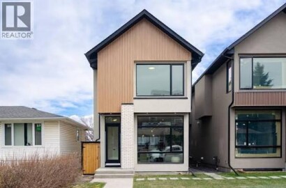 A very beautiful Modern House